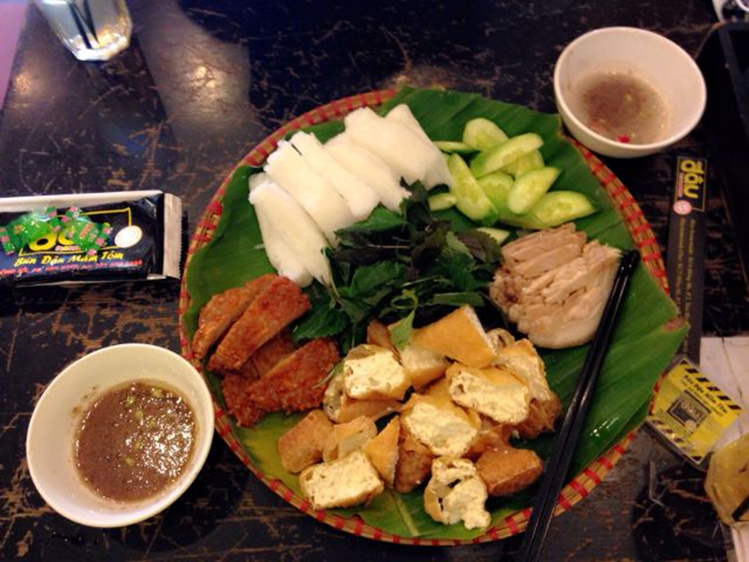 ăn gì ở gần sân bay Tân Sơn Nhất